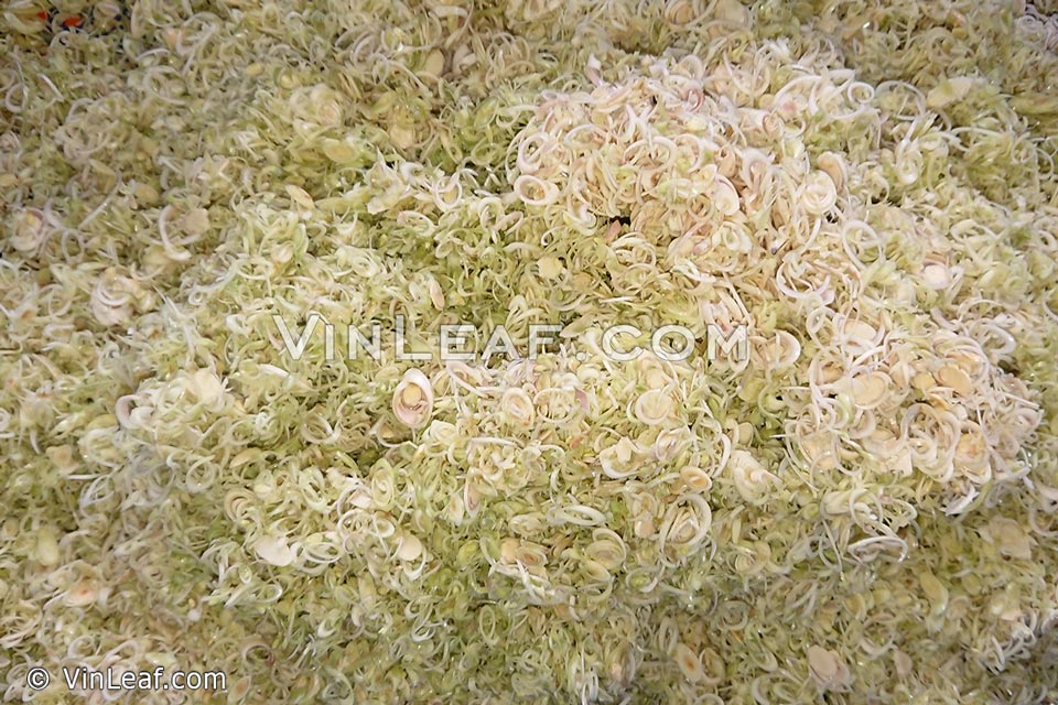 Lemongrass sliced